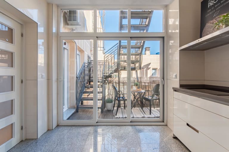 4227624-95429206_pogbrf