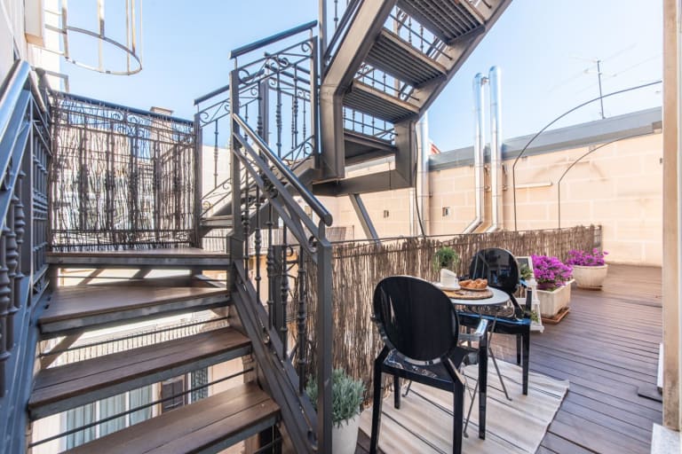 4227624-e73e24cc_v6o9dx