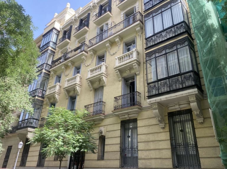 4224632-55a142cf_gmjg6l