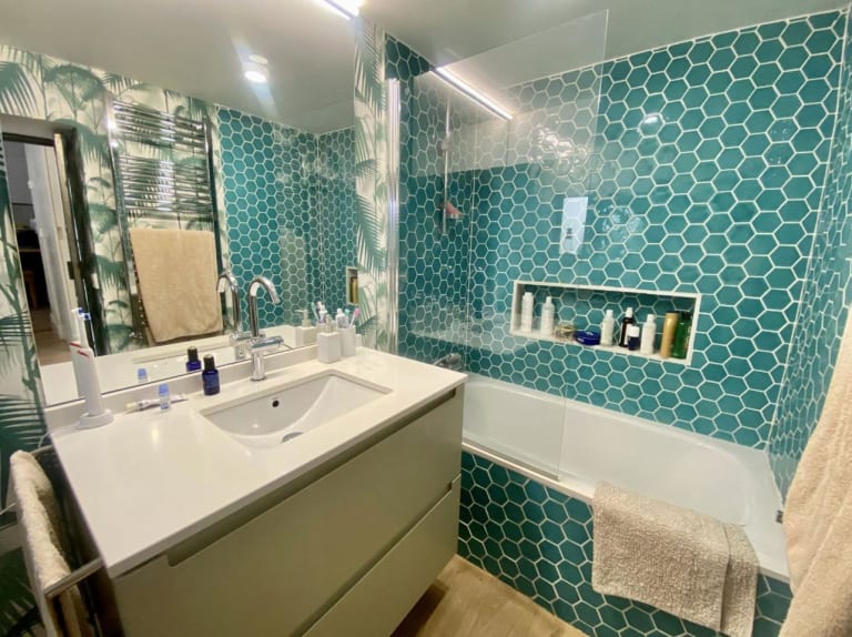 4224632-eccb1702_job7kn