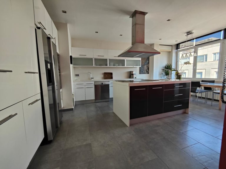 4213181-b82f6eeb_nnbix8