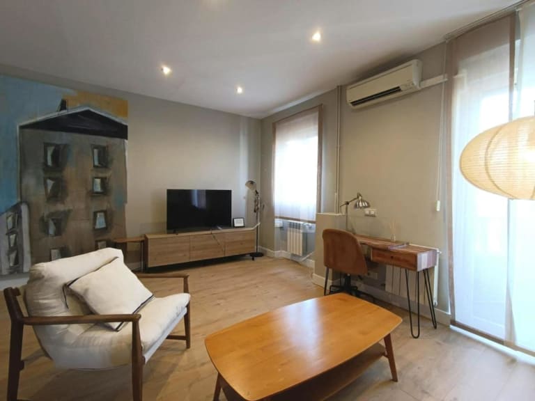 4214770-c2104d63_rxxdxt