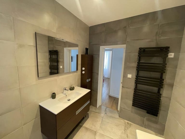 4218063-1560b42b_eseop5