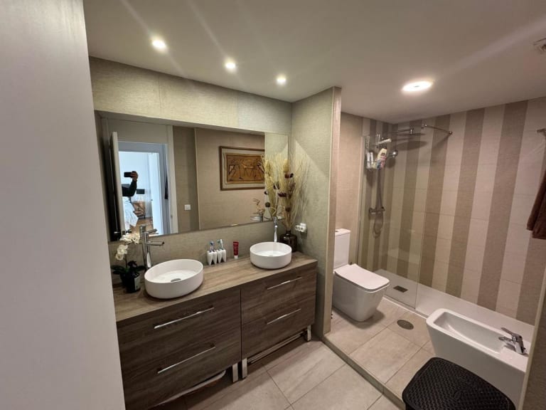 4218703-5a709a9a_gfdwwr