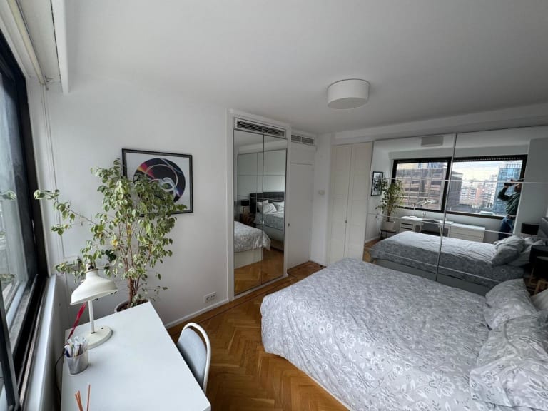 4218703-eacba5d4_dsxtej