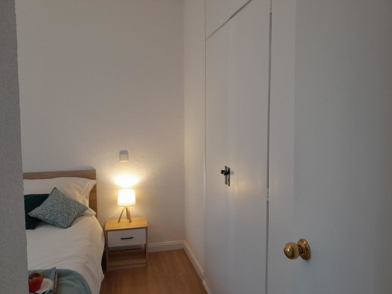 4220201-2c77b7ef_vxukdg