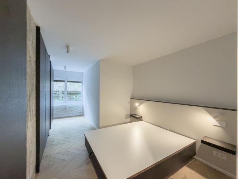 4221171-da83eb24_dy8nrd