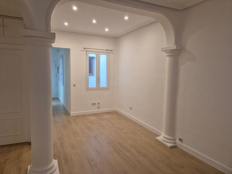 4221583-99a938d7_cc8sqn