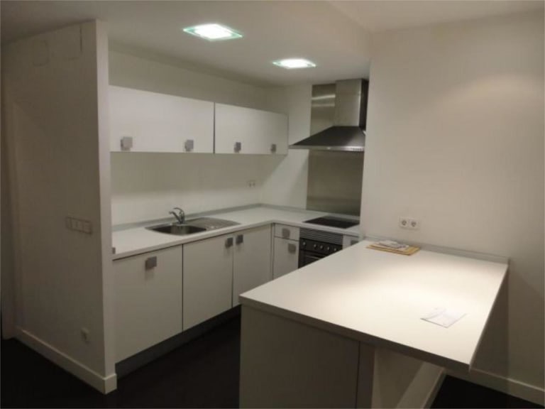 4221562-b6c7f83b_lz5xzs