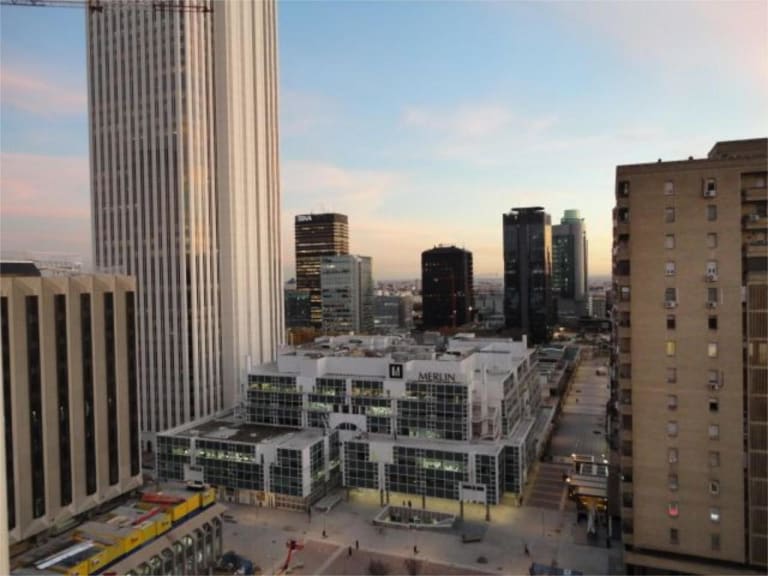 4221562-18603399_nxn7ur