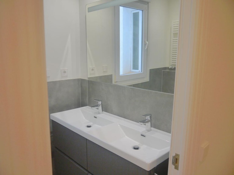 4224428-184af389_tbhl7m