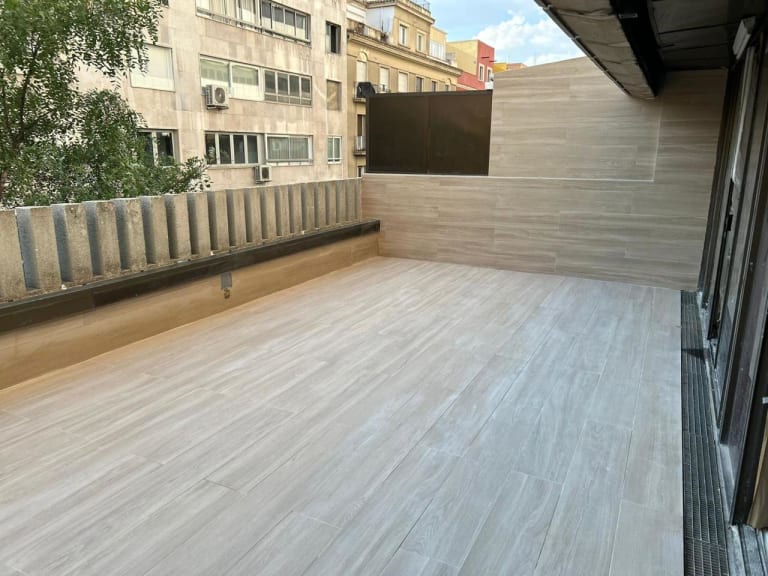 4222862-0830504b_z5qvj5