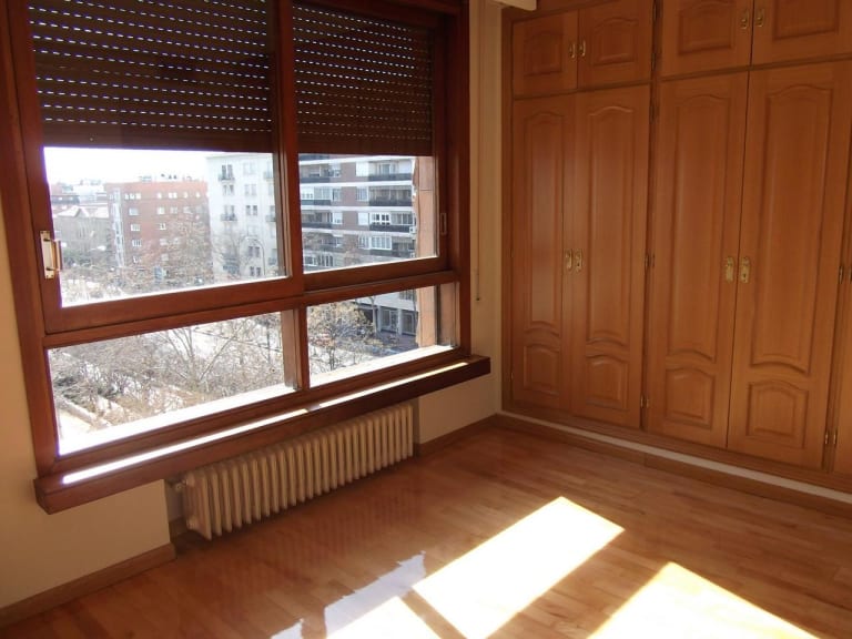 4225535-ba6e55cd_eqmfmj