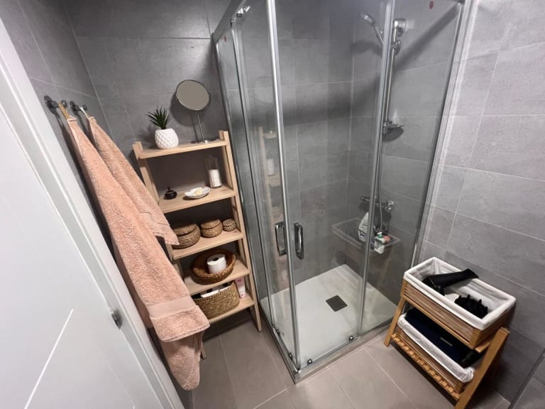 4226352-fcfc4eb7_v1tdaf