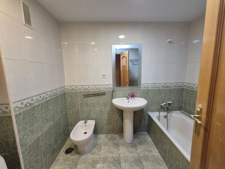 4227389-0b728bd1_e3hscx