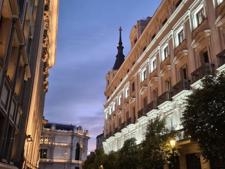 4229264-88d8edc5_ivupyy