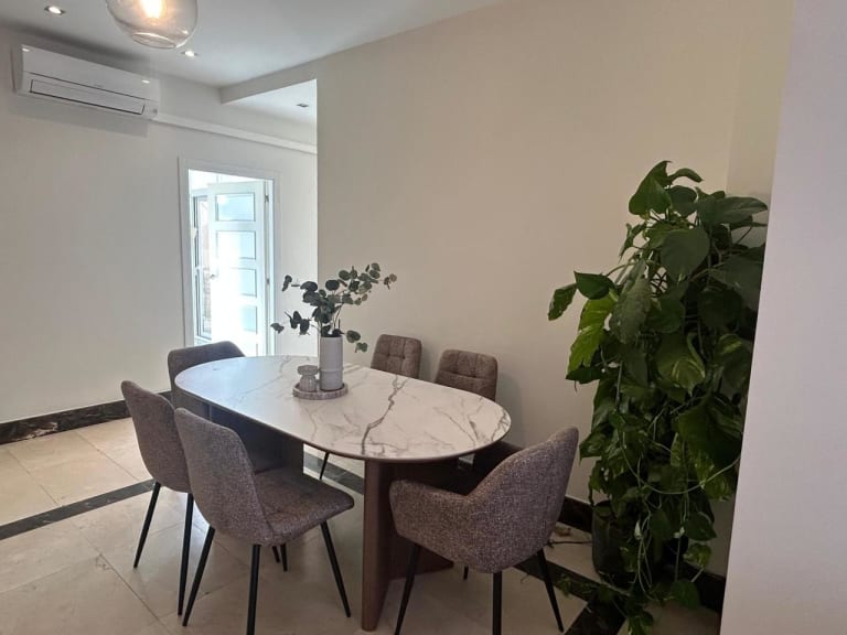 4229502-8e171817_efmy4c