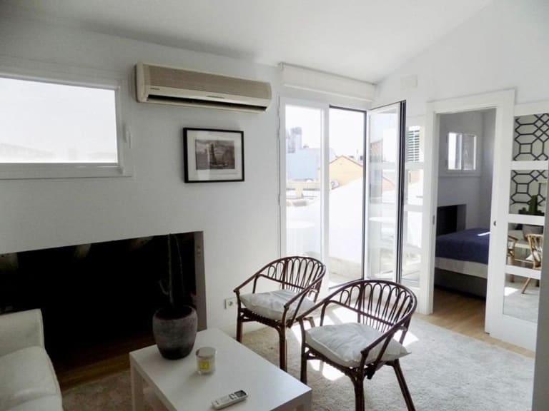 4237953-a48478bb_ejdba1