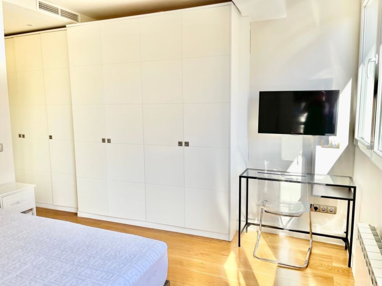 4239471-a65c21f7_v2xrks