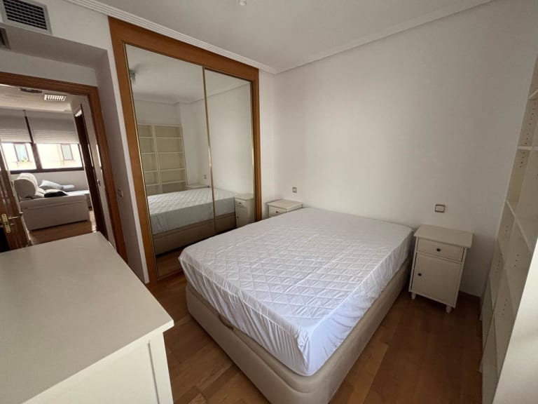 4240023-0dc263b5_oyksms