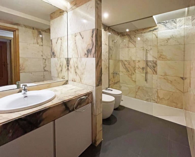 4220536-14d5beab_ezwvsc