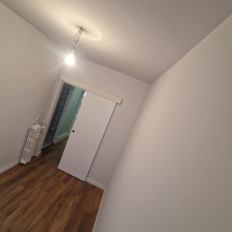 4230279-98837409_gh4qsa