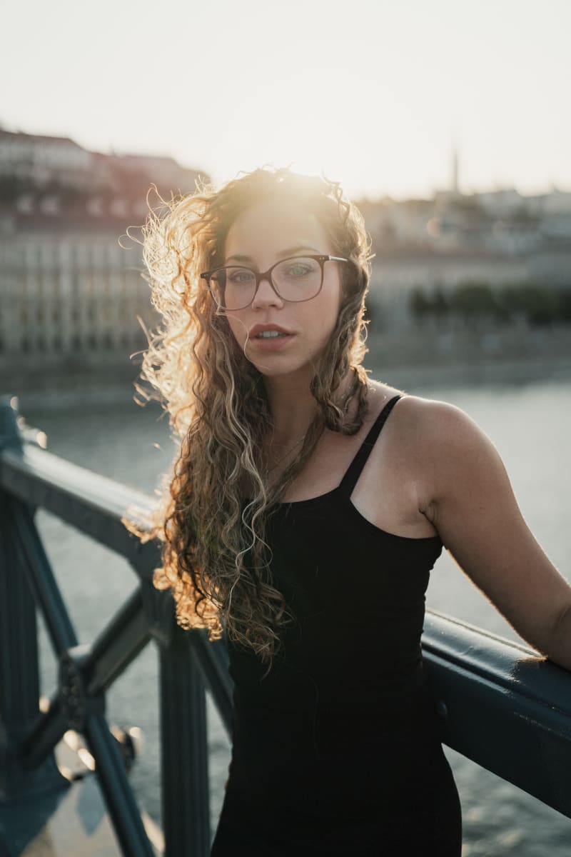 Portréfotózás a budapesti Széchényi lánchídon