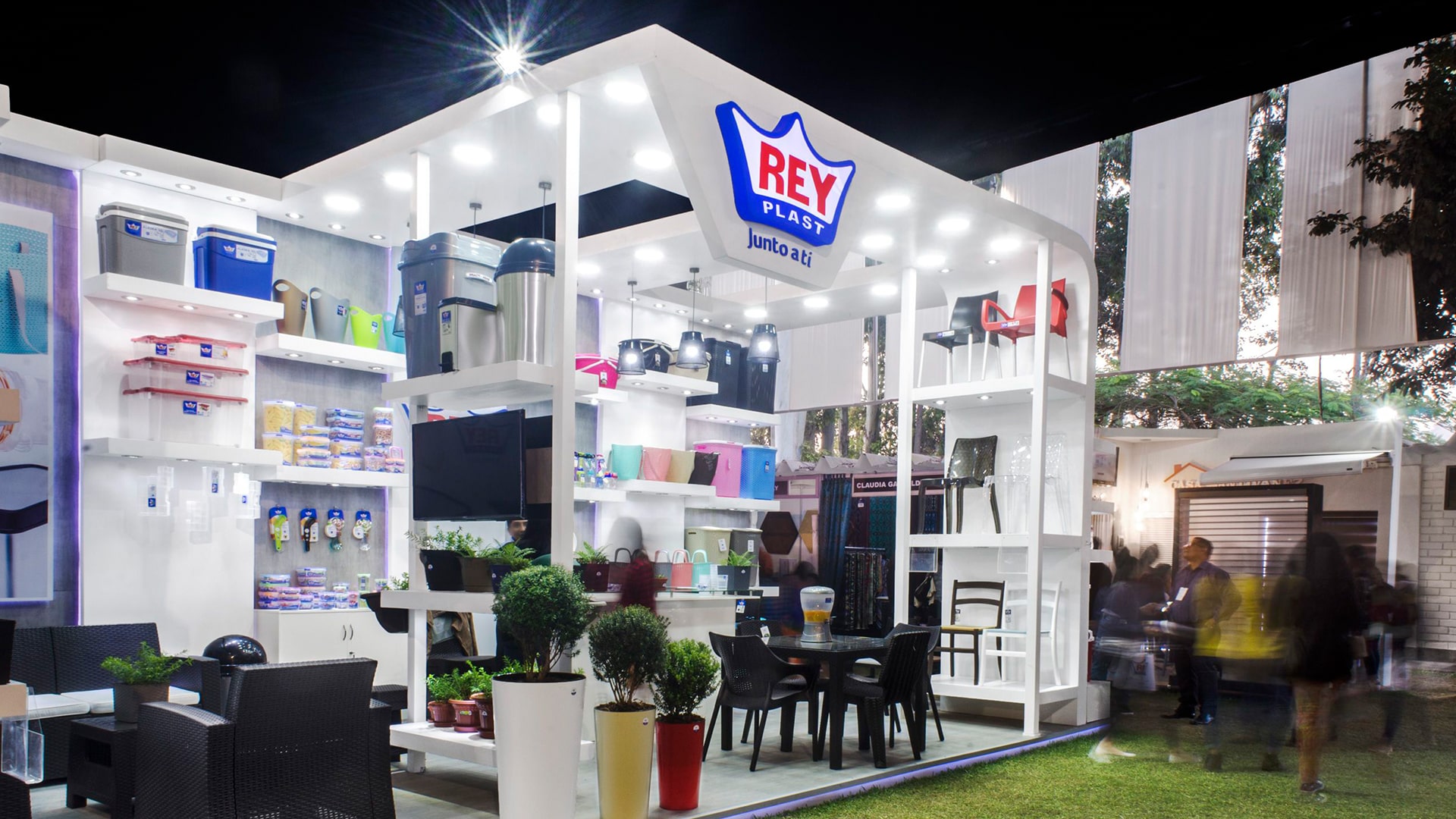 Reyplast stand2