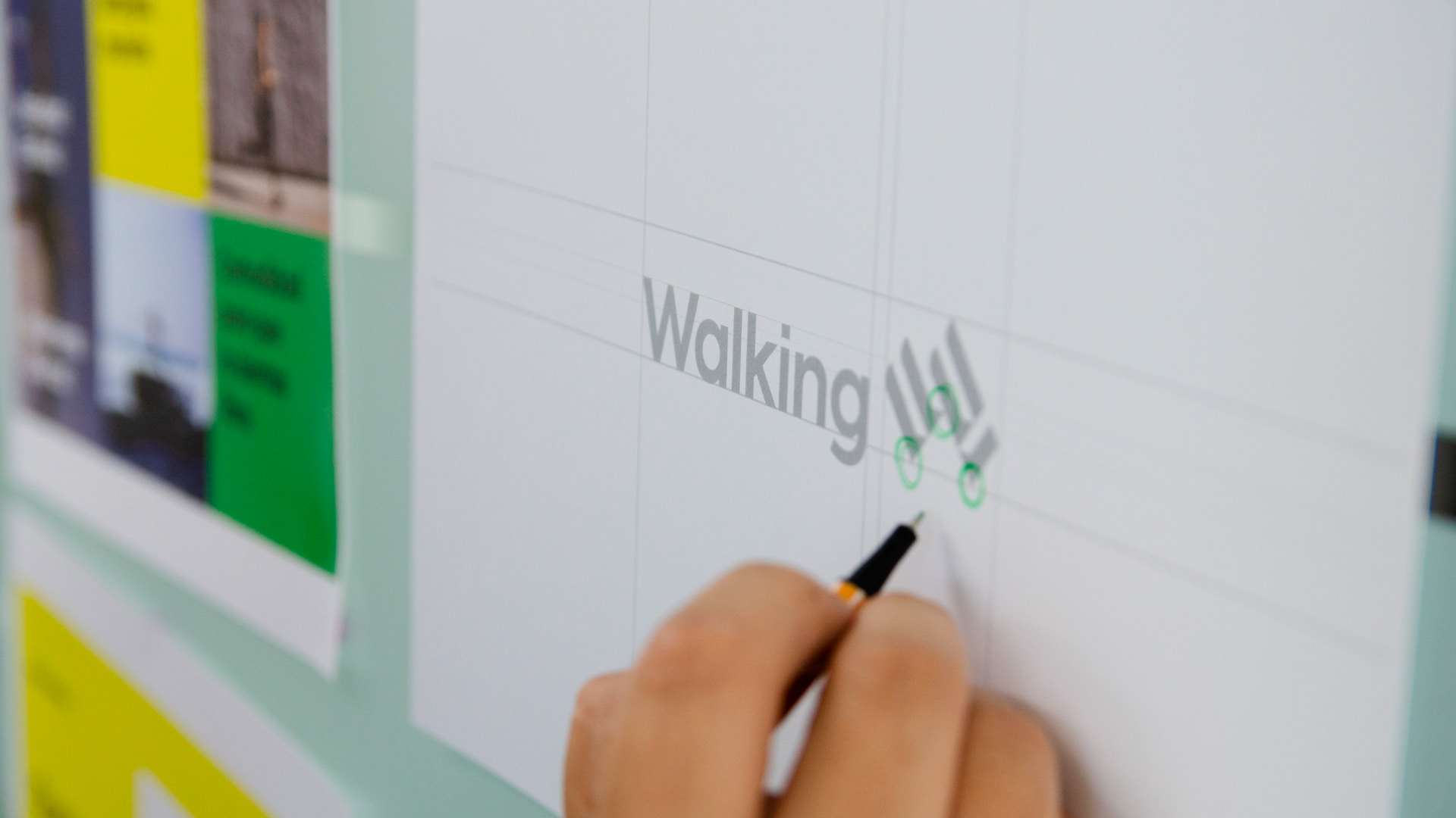 Walking logo proceso