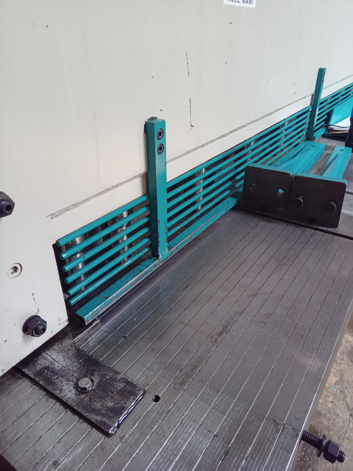 CISAILLE HYDRAULIQUE Thumbnail 3