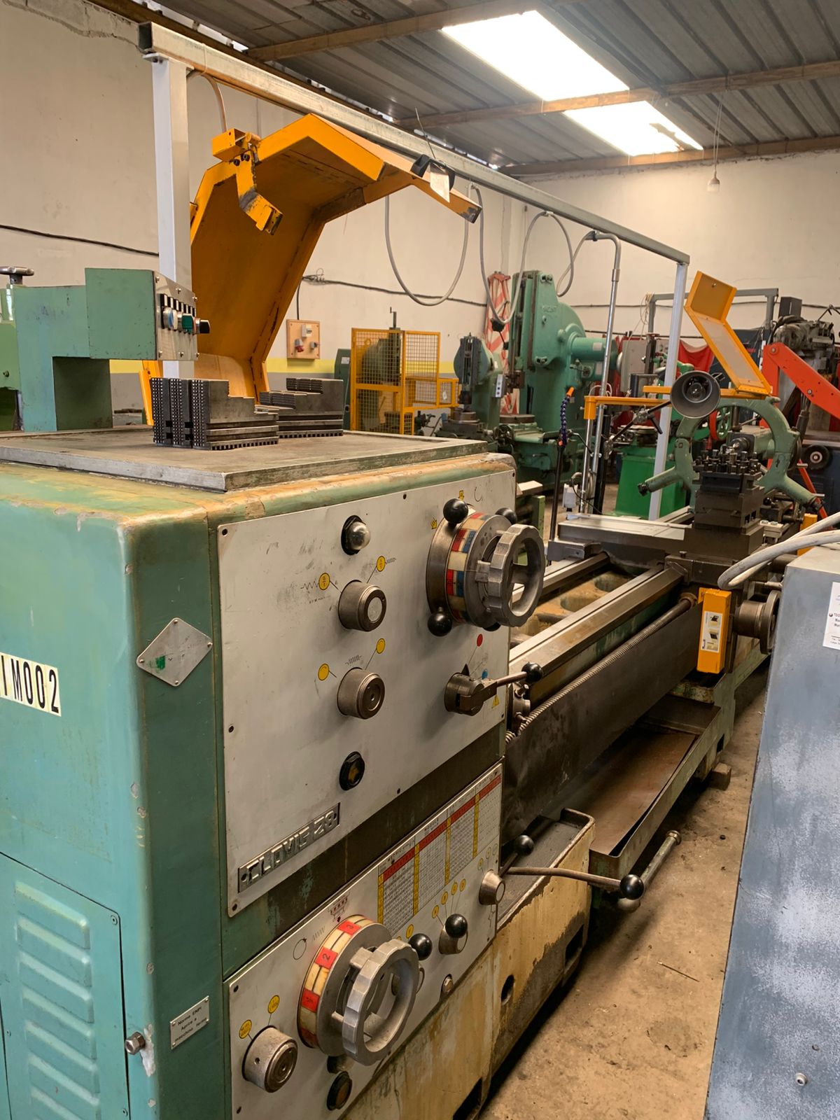 TOUR CONVENTIONNEL CLOVIS 28