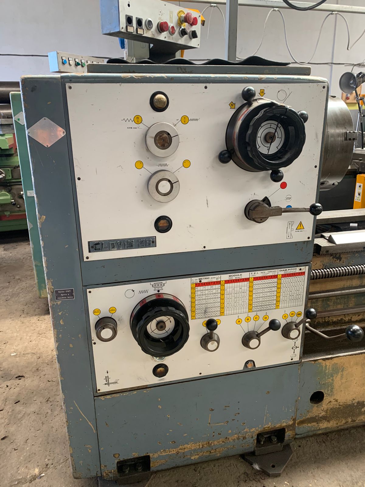 TOUR CONVENTIONNEL CLOVIS 28 Thumbnail 2