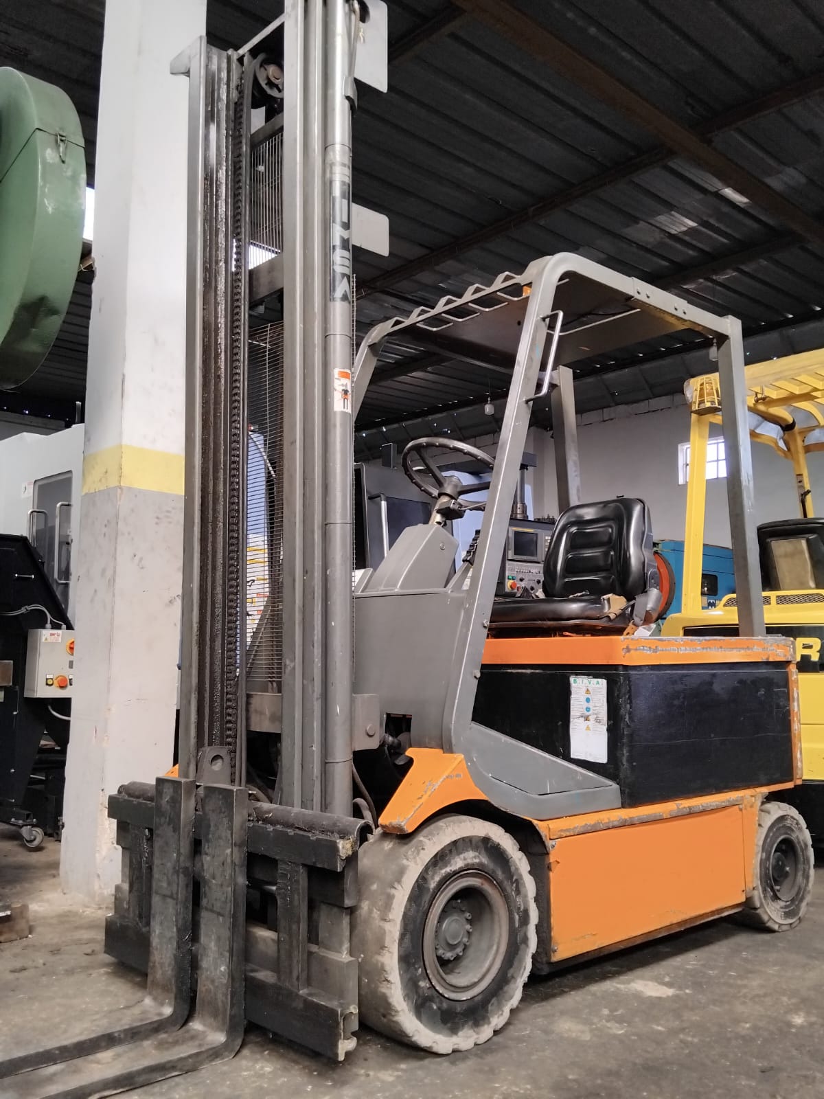 FORKLIFT Thumbnail 3