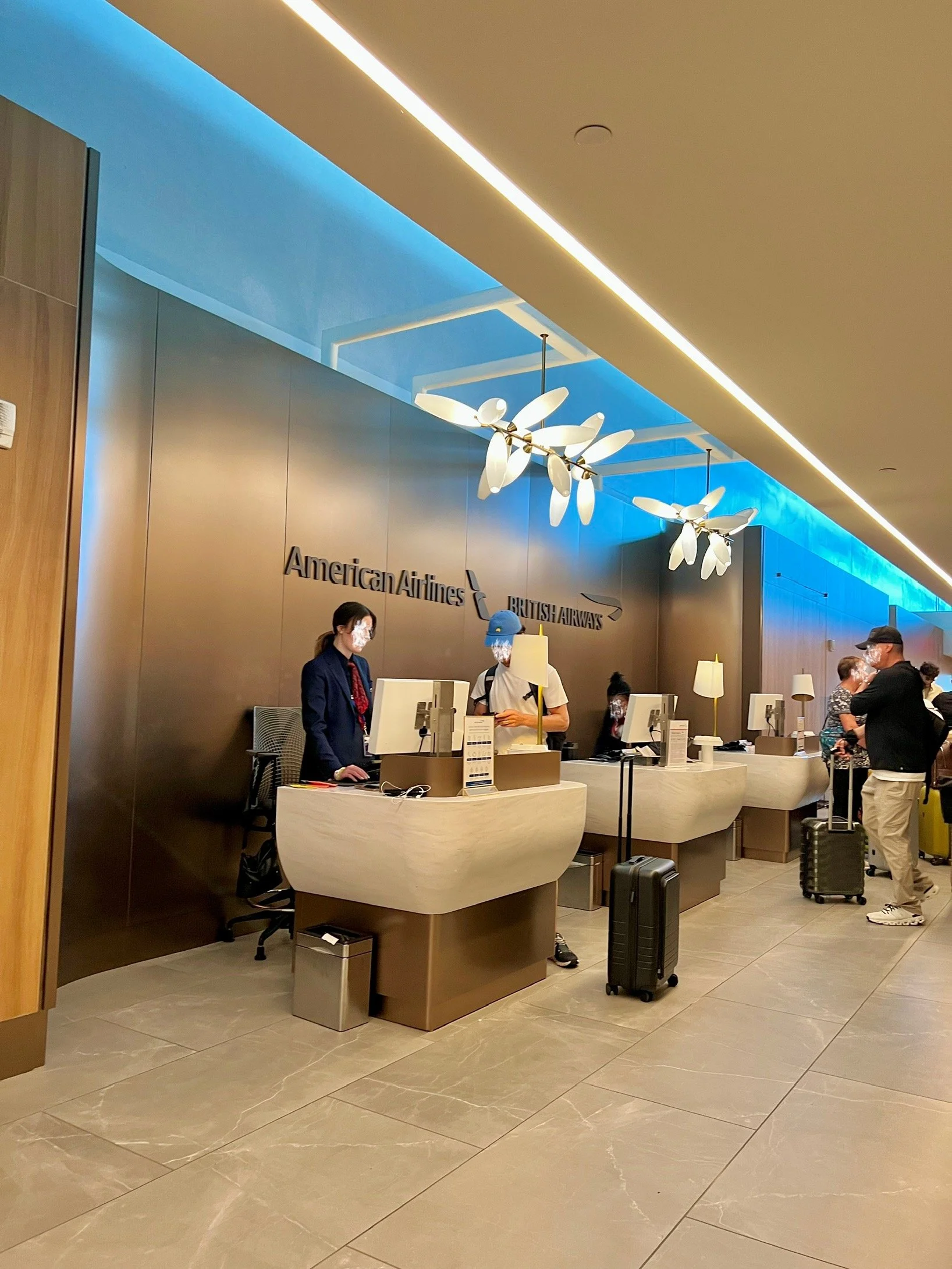 Chelsea Lounge JFK, check-in and arrival