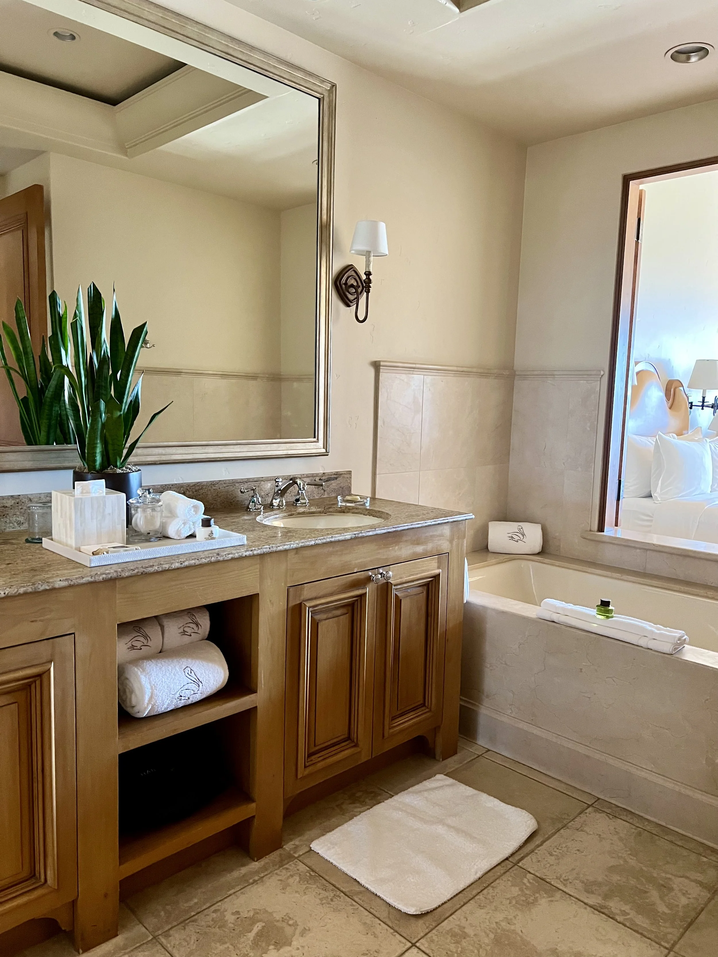 Pelican Hill Resort — room