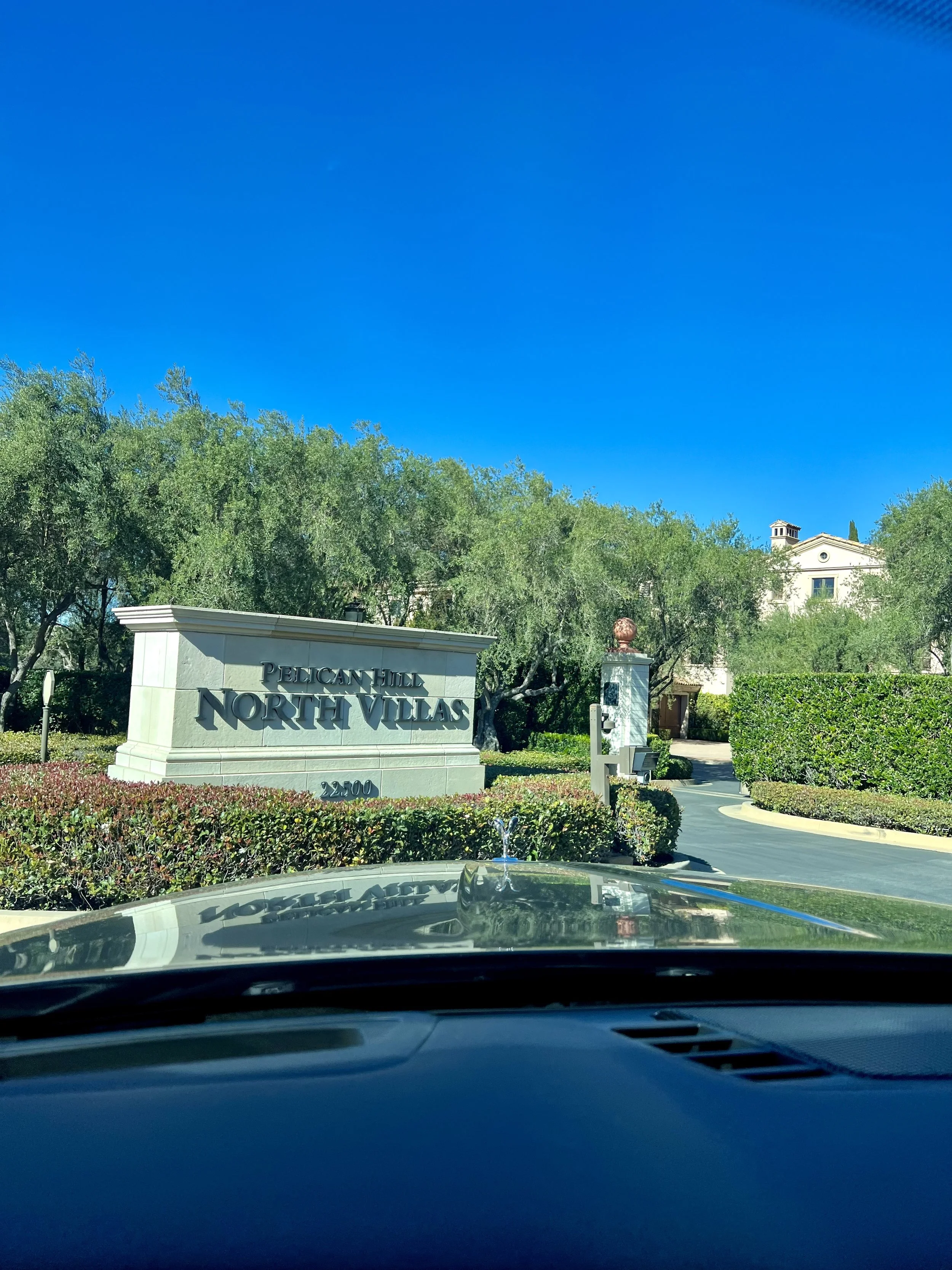 Pelican Hill Resort — room