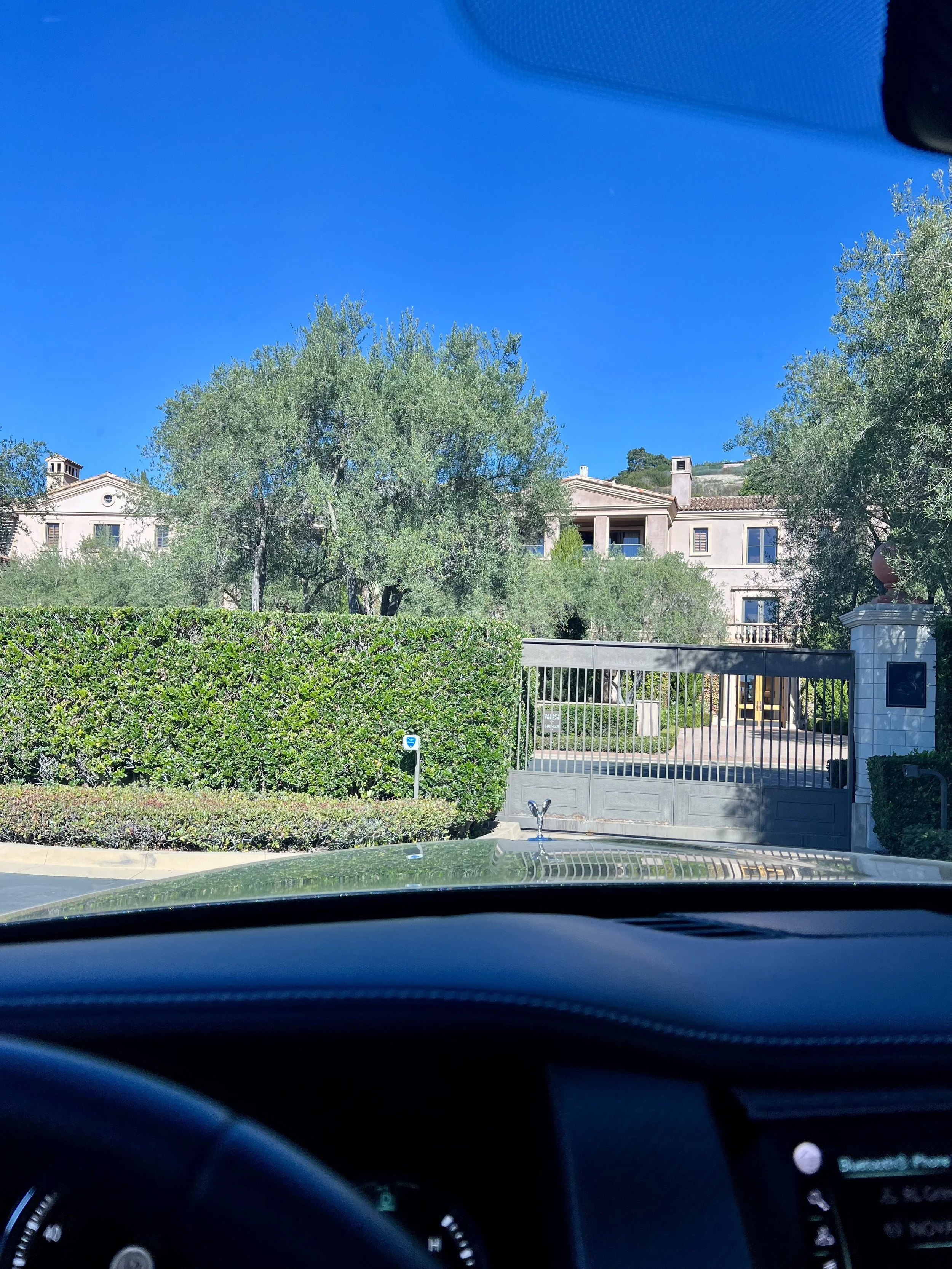 Pelican Hill Resort — room