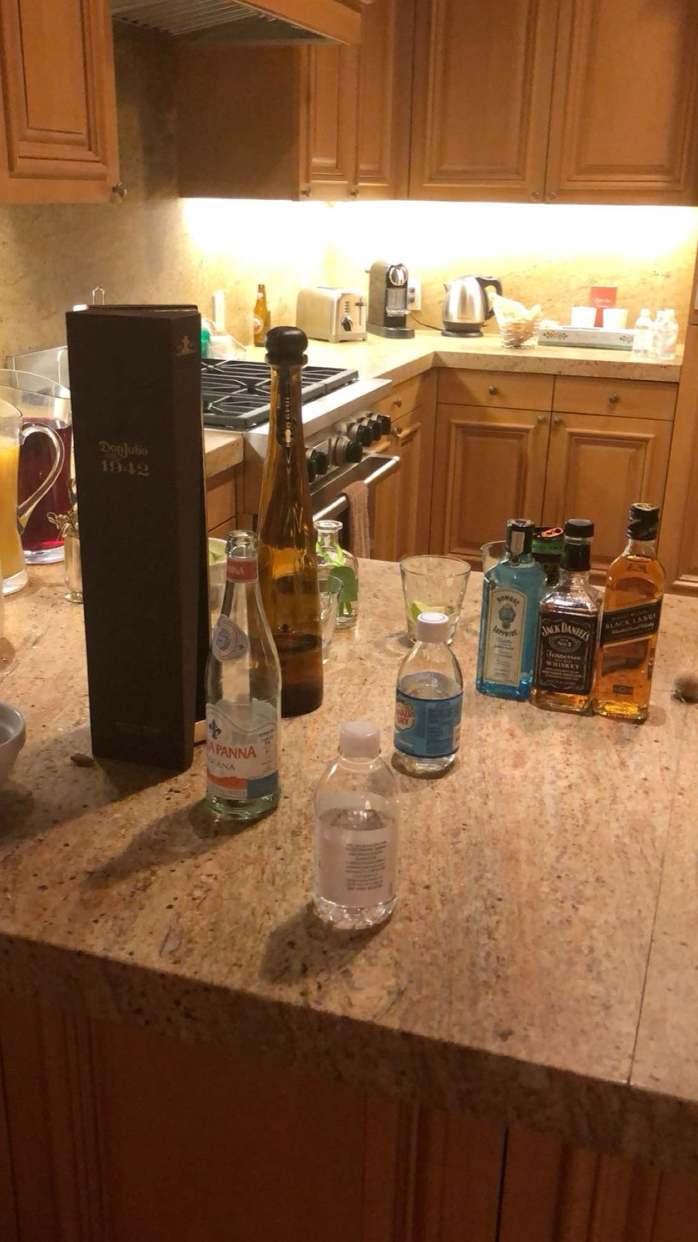 Pelican Hill Resort — room