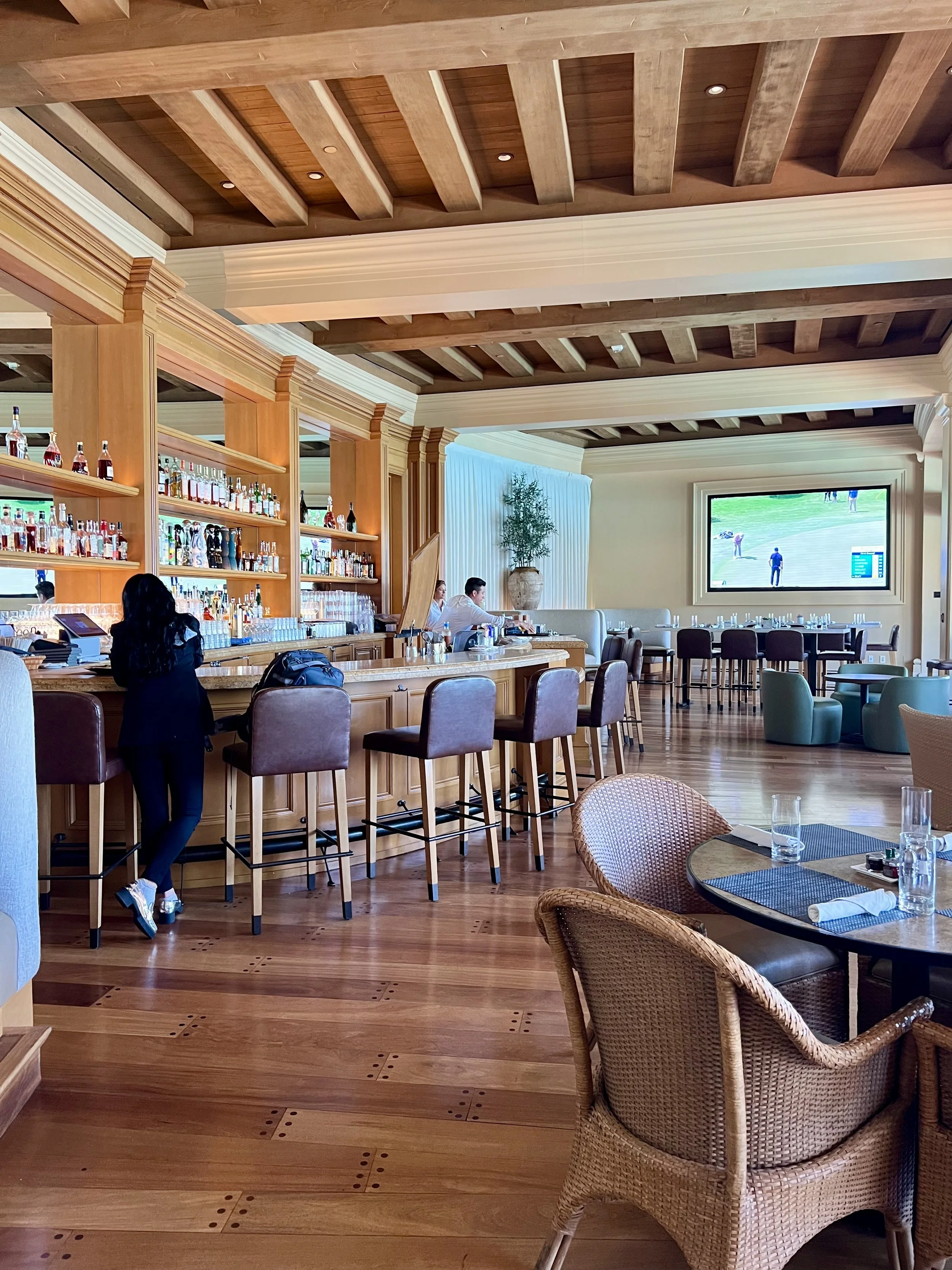 Pelican Hill Resort — activities and Coliseum Pool