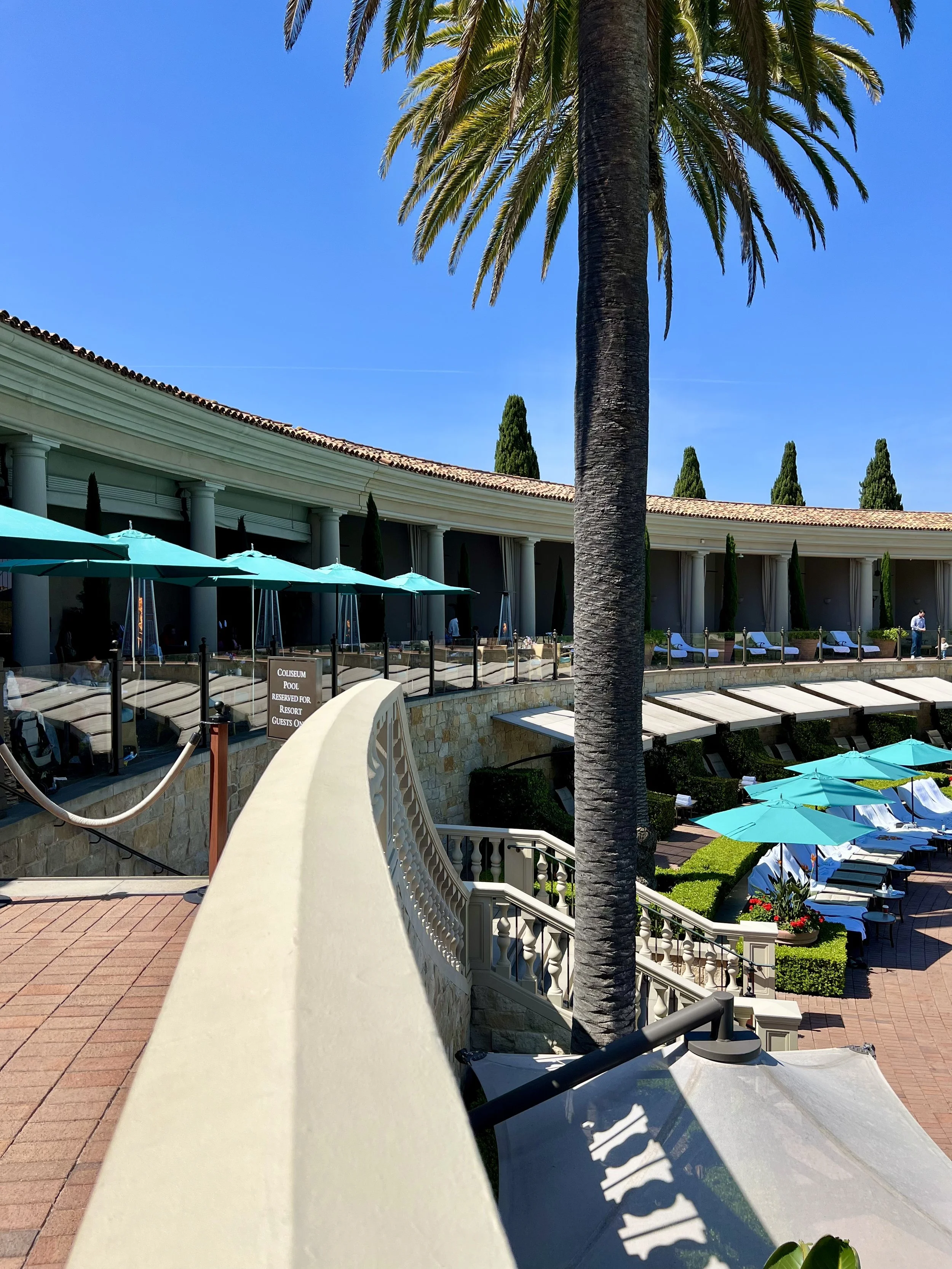 Pelican Hill Resort — pools