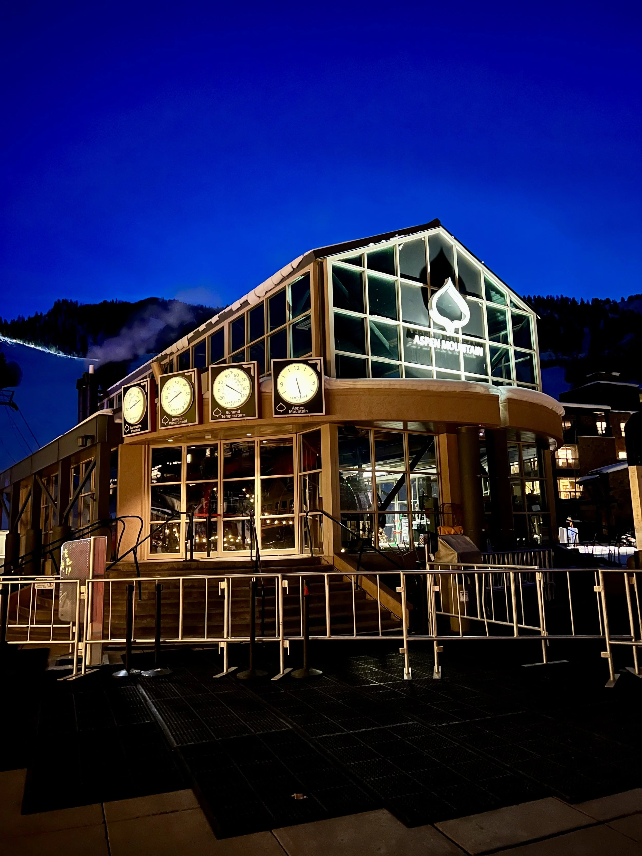 The Little Nell Aspen, Aspen Mountain