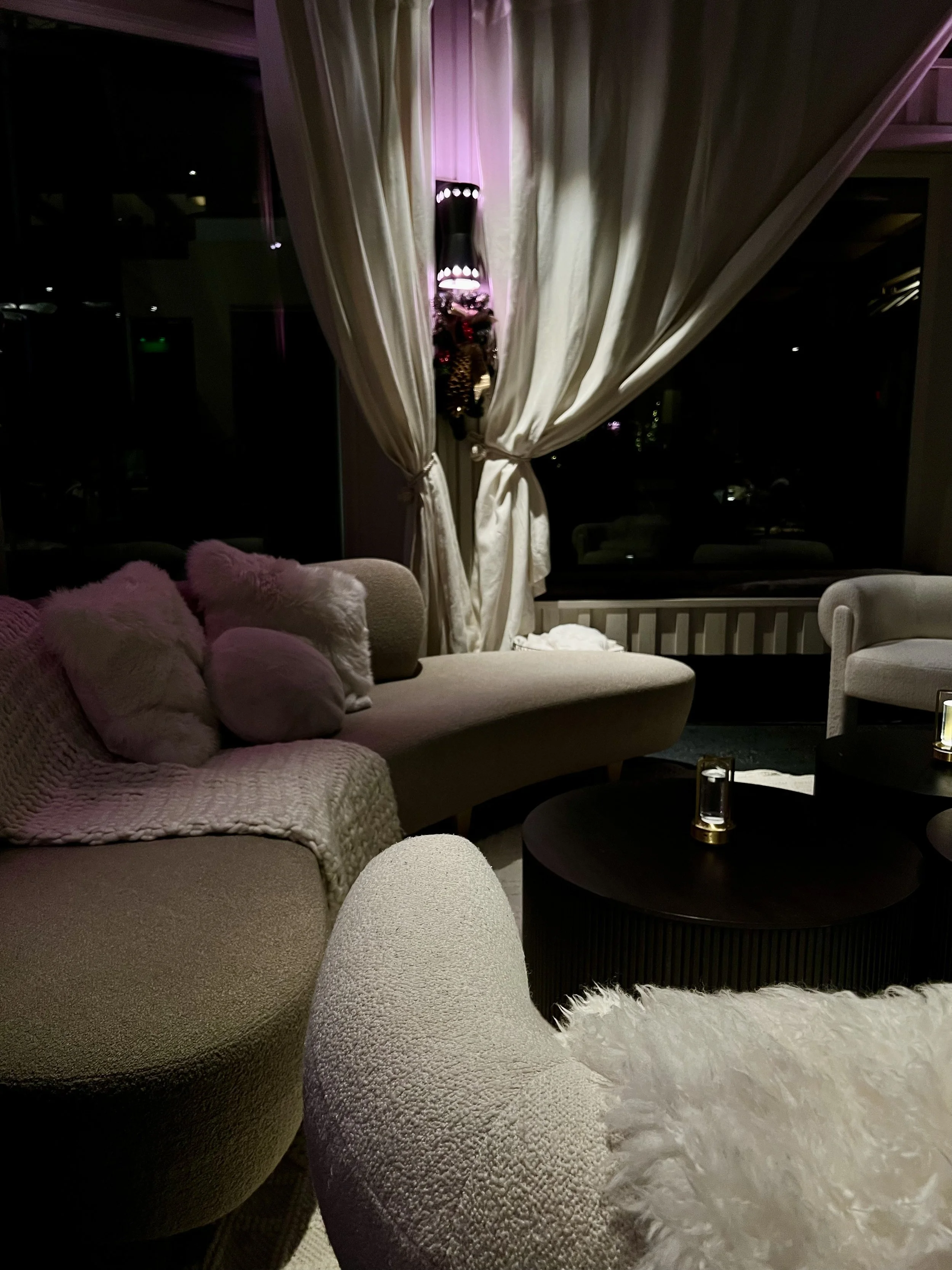 The Little Nell Aspen, The Wine Bar