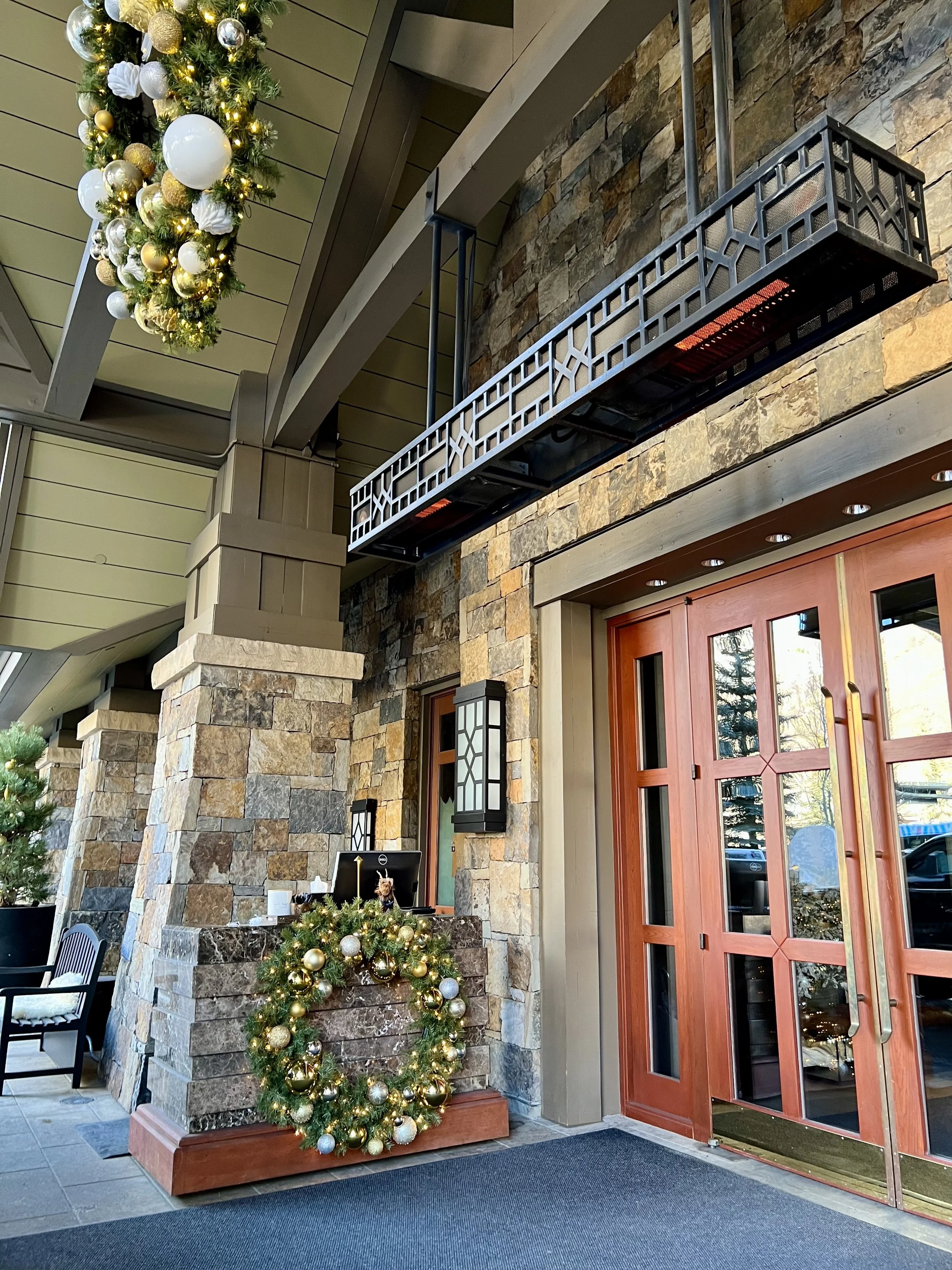 Four Seasons Vail, Vail Village and exterior