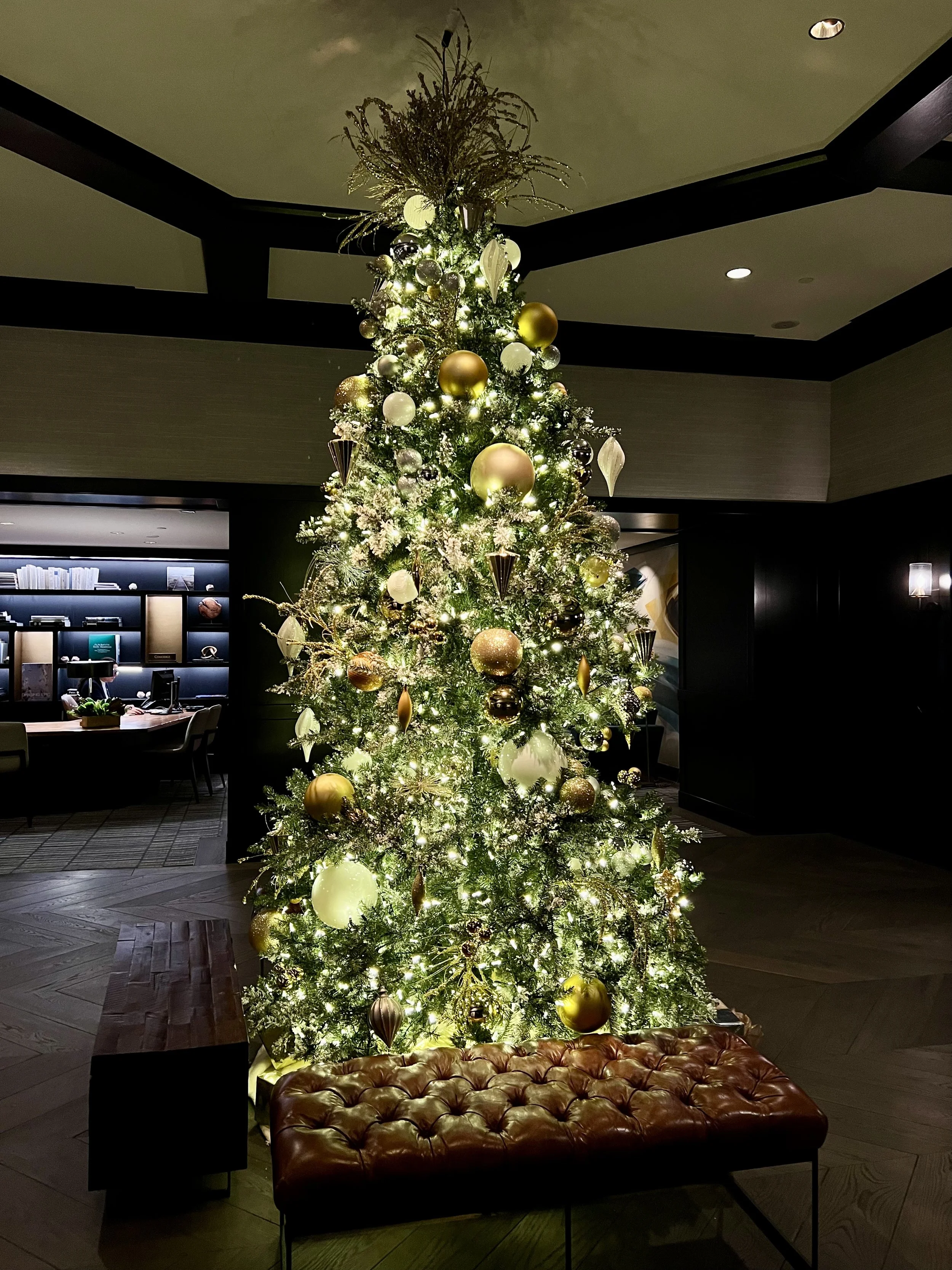 Four Seasons Vail, Vail Village and exterior