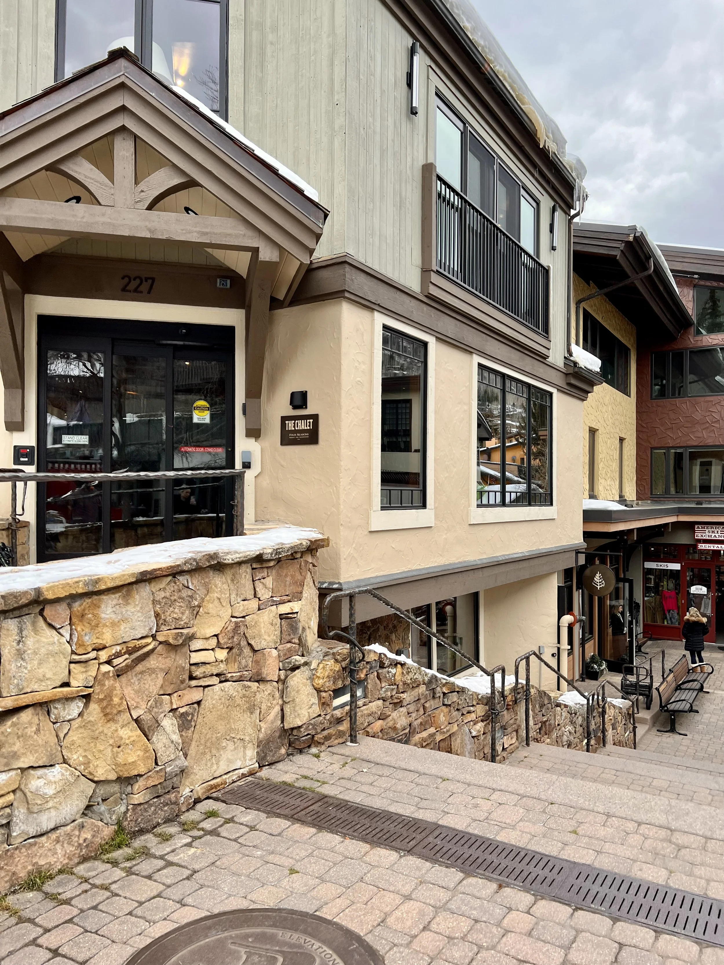 Four Seasons Vail, ski activities and chalet
