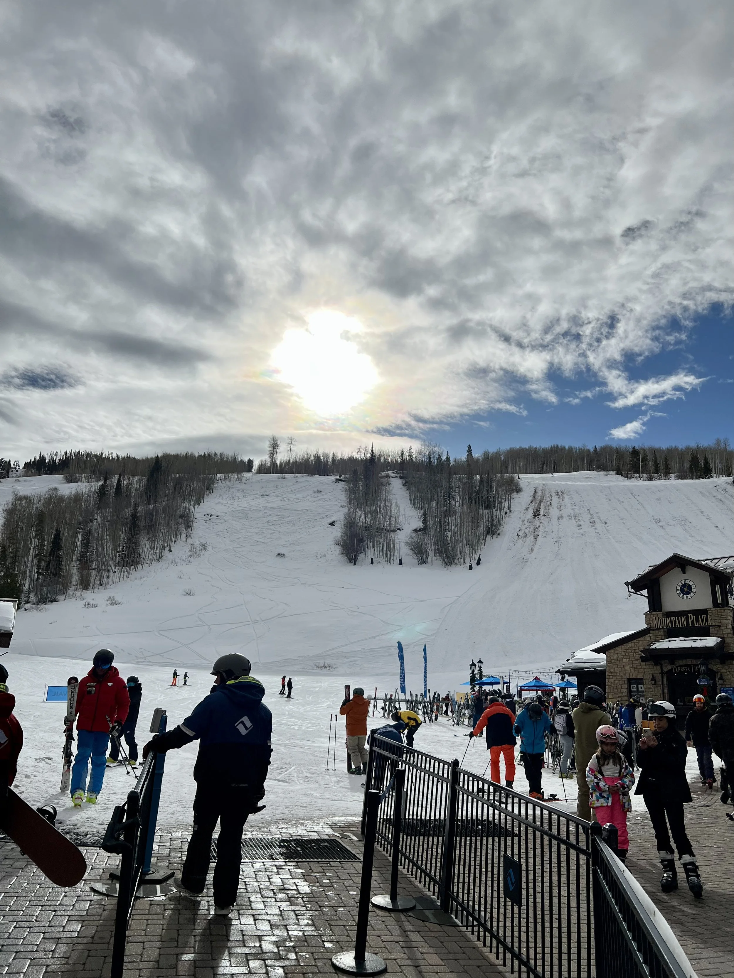 Four Seasons Vail, ski activities and chalet