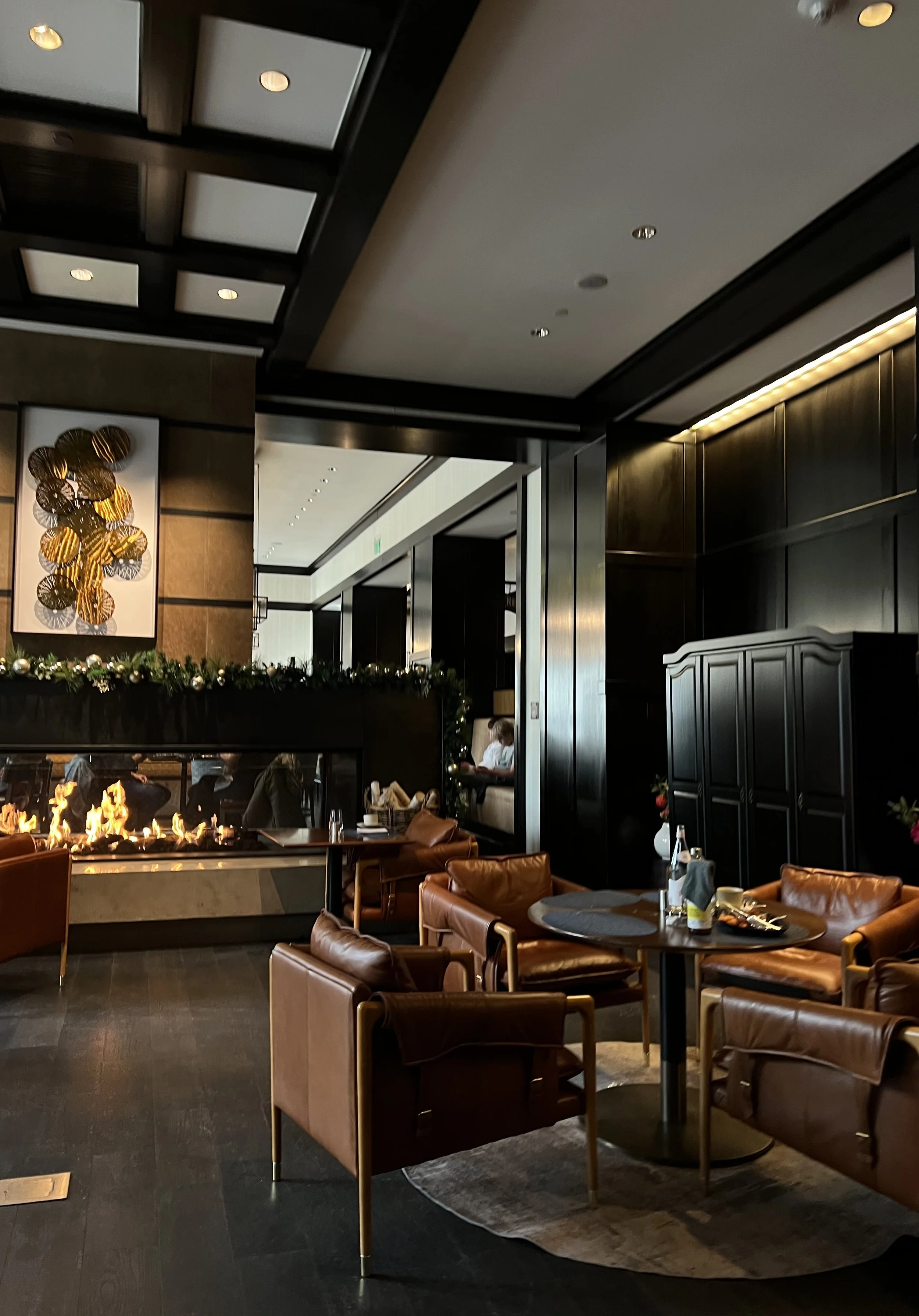 Four Seasons Vail, Remedy Bar & Grill