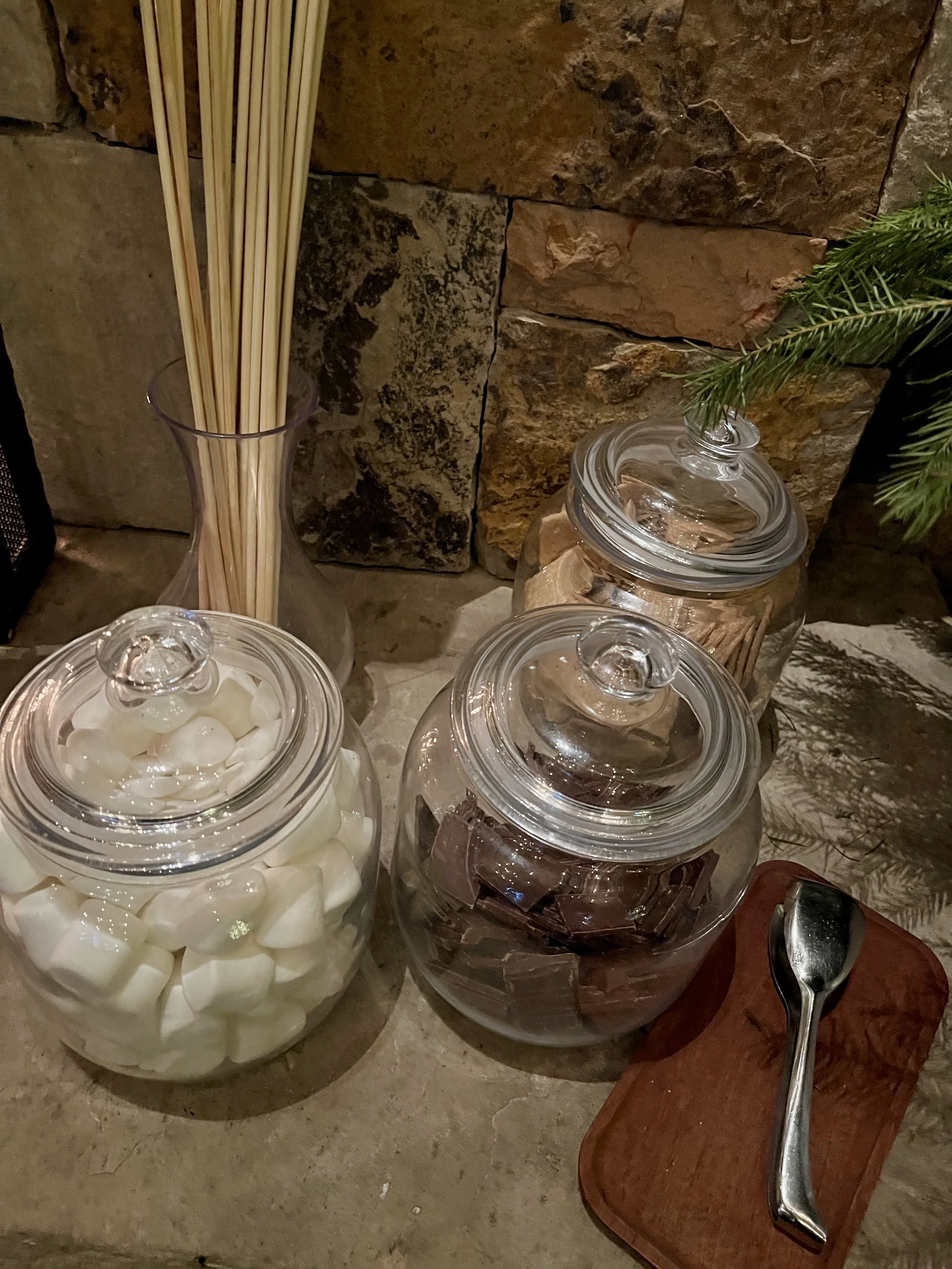 Four Seasons Vail, tips