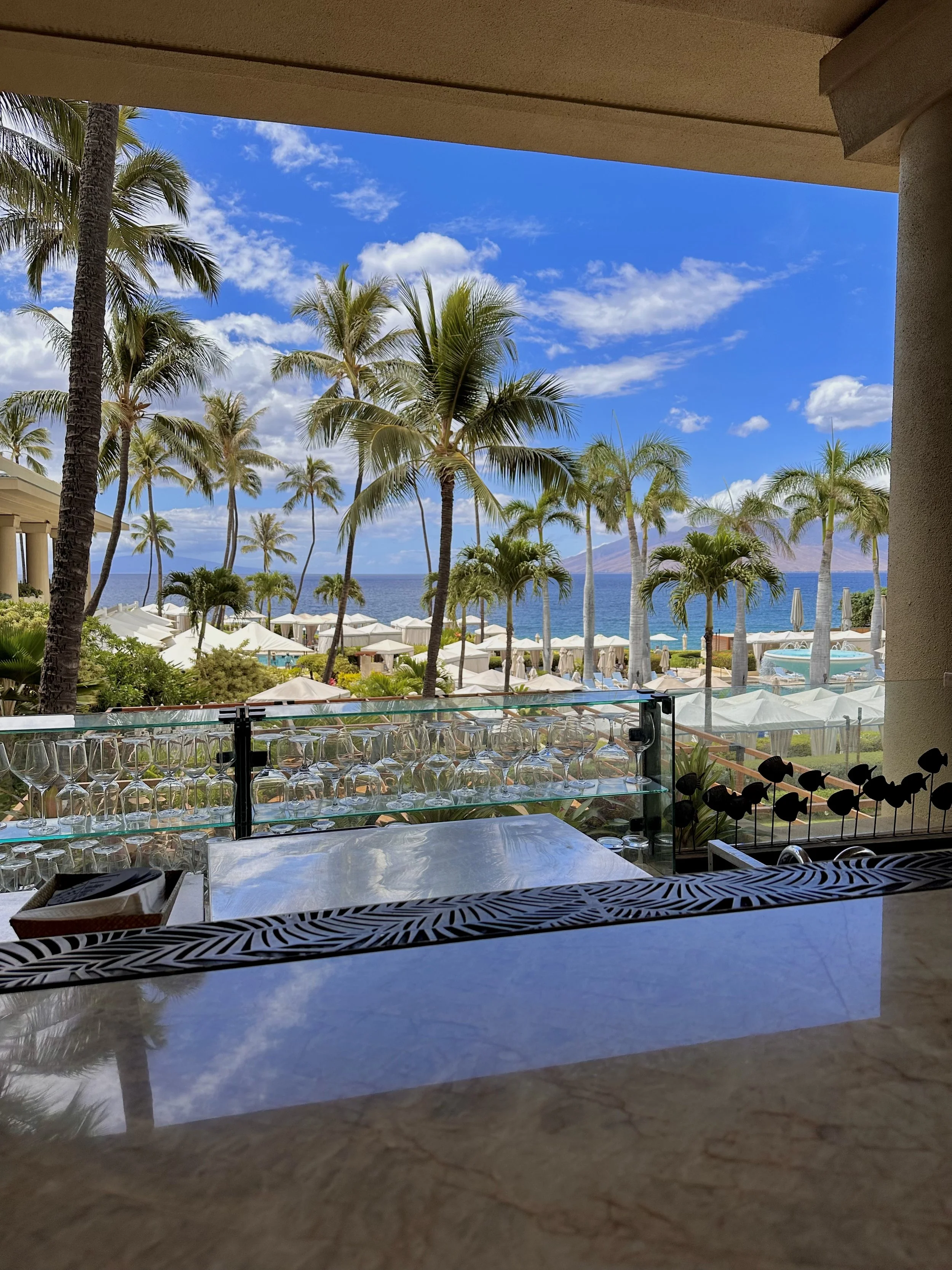 Four Seasons Maui — pool food