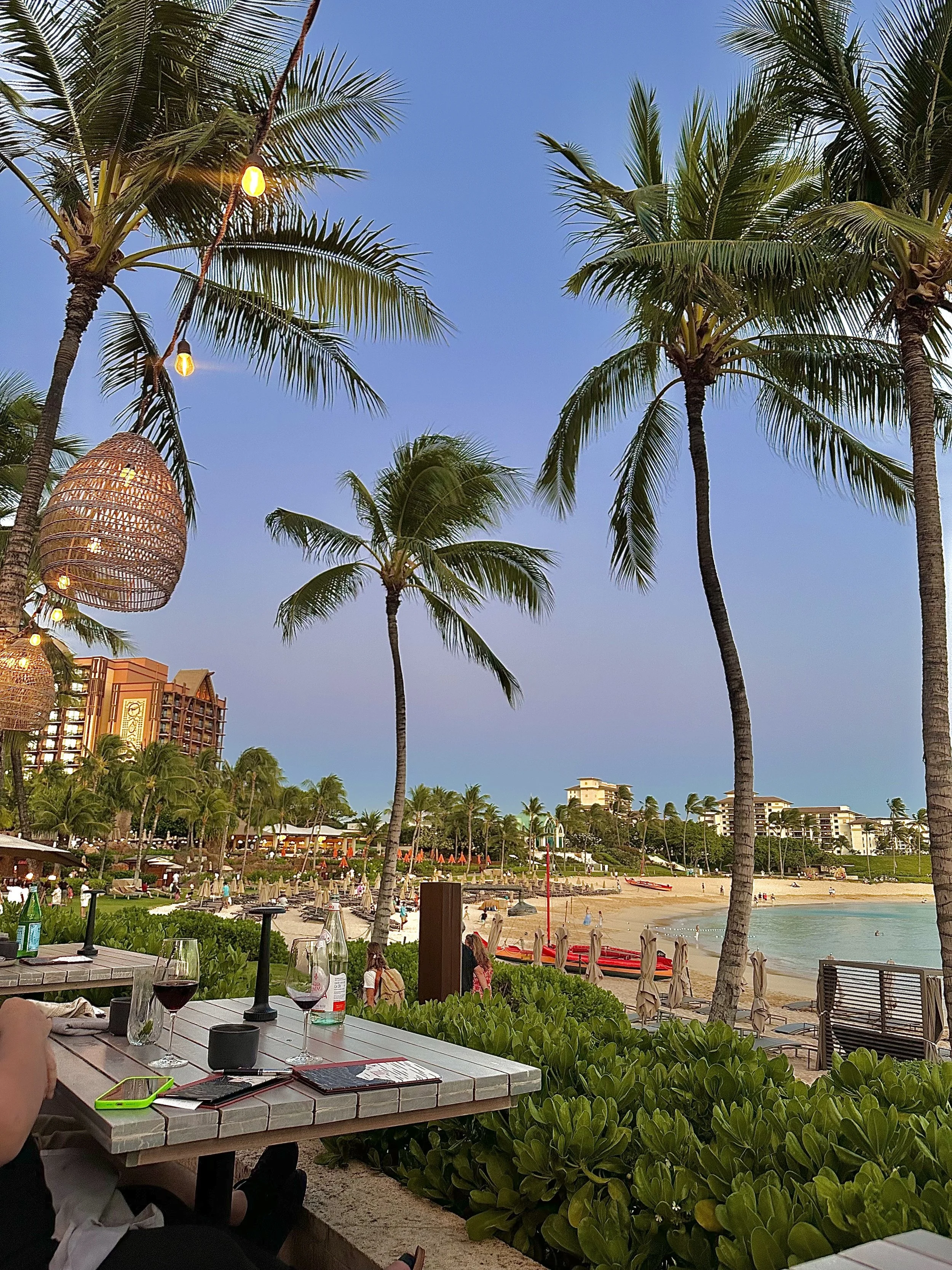 Four Seasons Oahu Ko Olina — restaurants and pools